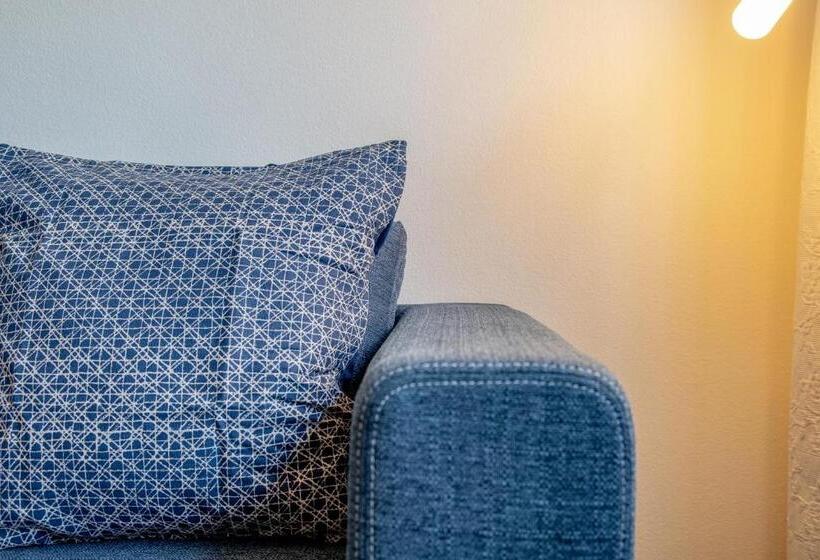 Helles Appartement Mit Eigenem Stellplatz