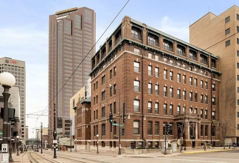 Hotelli Celeste Of St Paul