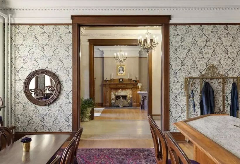 Hotelli Celeste Of St Paul