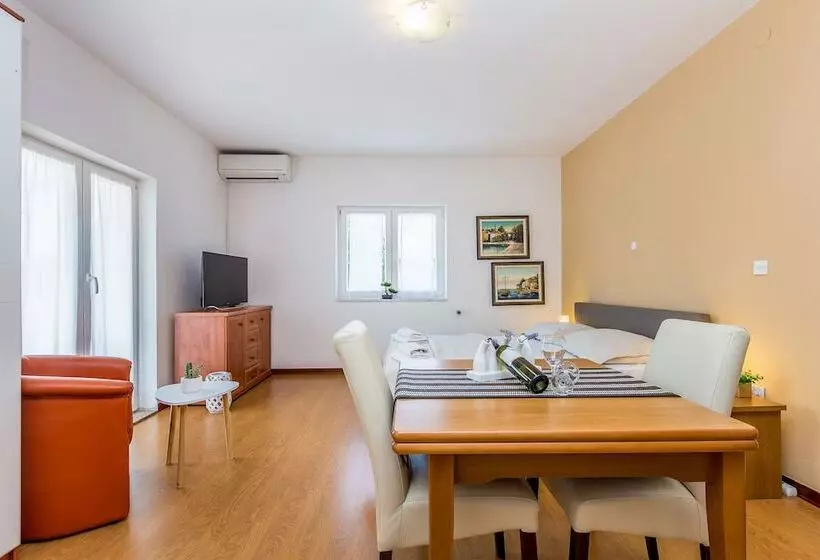 Majatalo Guest House Antonella