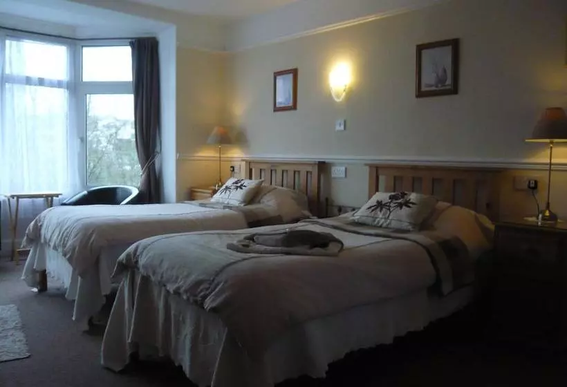 Majatalo The Croft Guest House  Cockwood Harbour