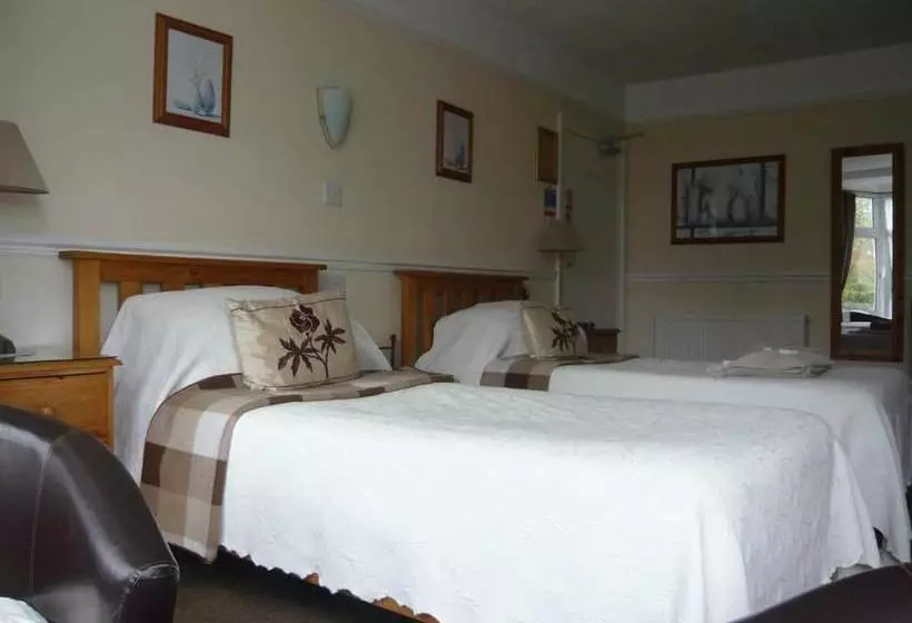 Majatalo The Croft Guest House  Cockwood Harbour
