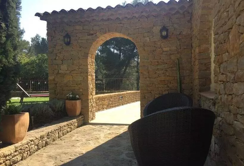 Majatalo Une Pause En Provence