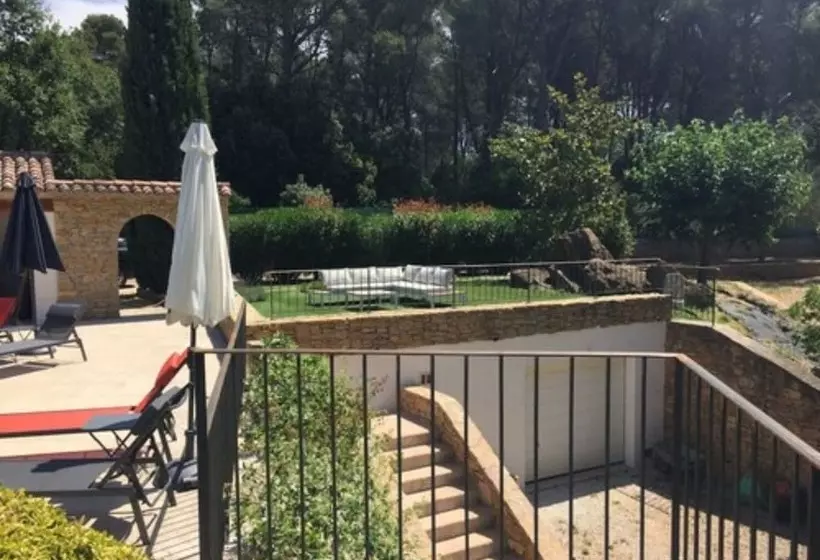 Majatalo Une Pause En Provence