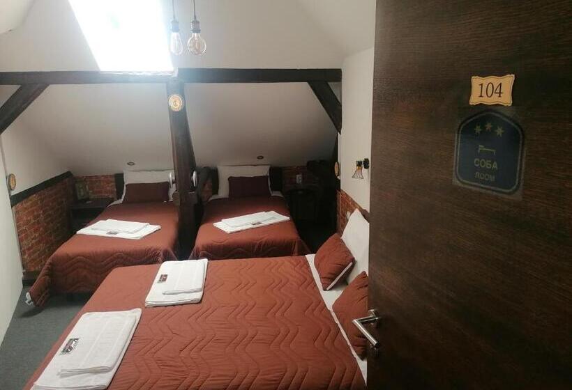 استراحتگاه Pirocanac Rooms & Restaurant