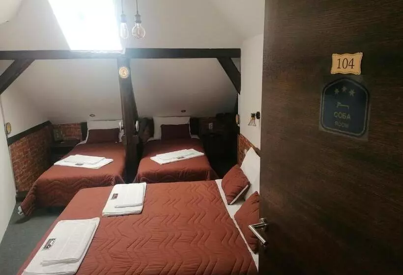 استراحتگاه Pirocanac Rooms & Restaurant
