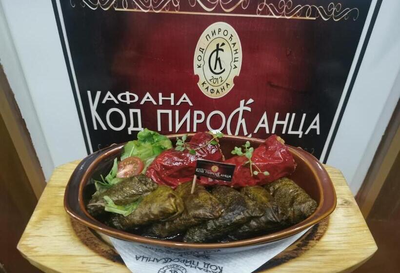 استراحتگاه Pirocanac Rooms & Restaurant