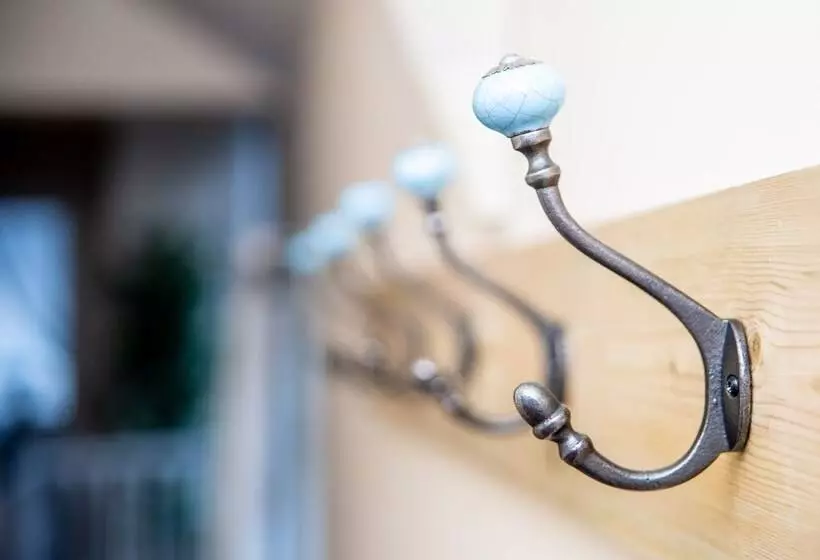 The Louis Armstrong  Modern 3 Bedroom Apartment, Super Close To The City Centre