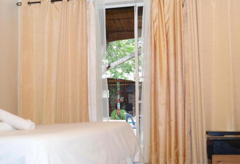 پانسیون Mawuya Lodge