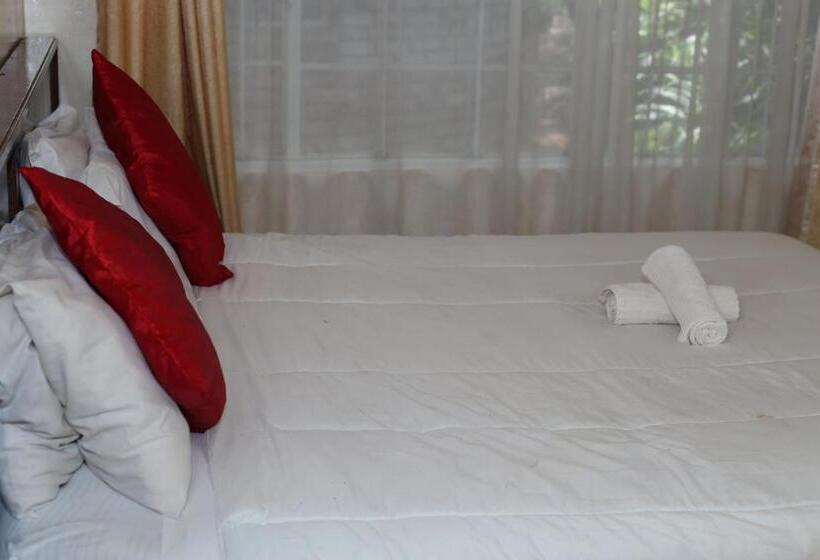 پانسیون Mawuya Lodge