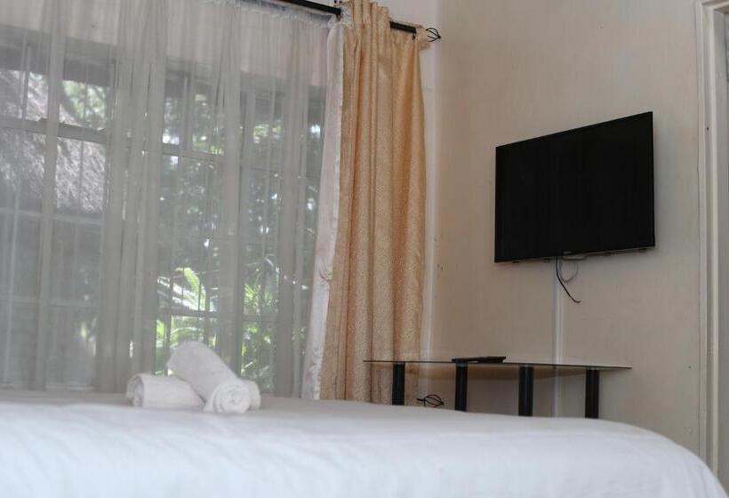 پانسیون Mawuya Lodge