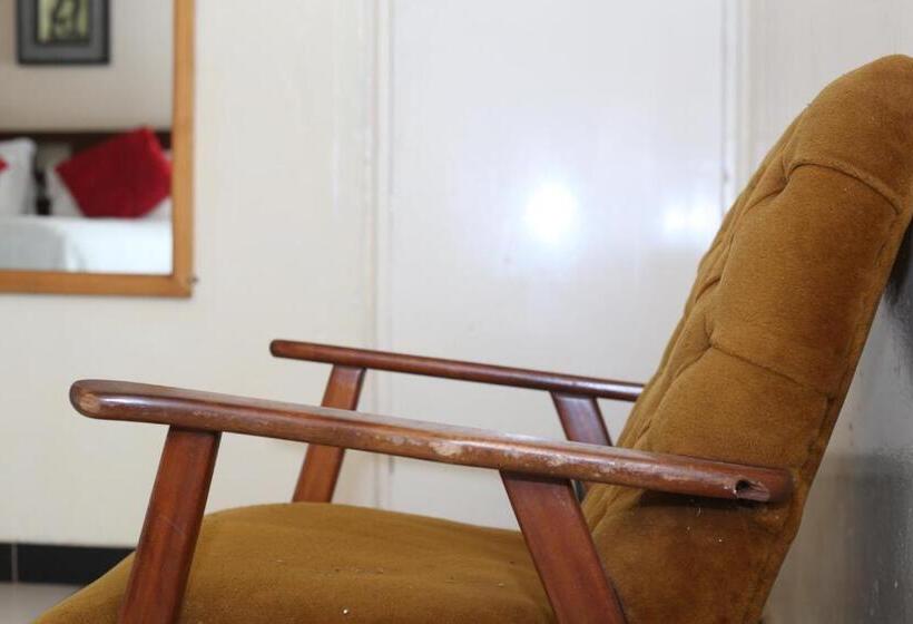 پانسیون Mawuya Lodge