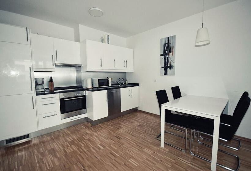 Apartment Isabella Rochstrasse 9