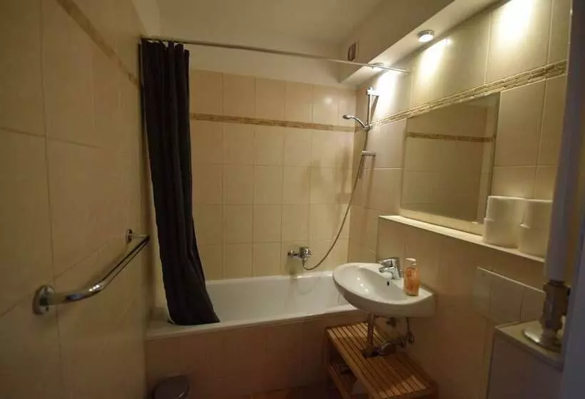 Apartment Isabella   Rochstrasse 9