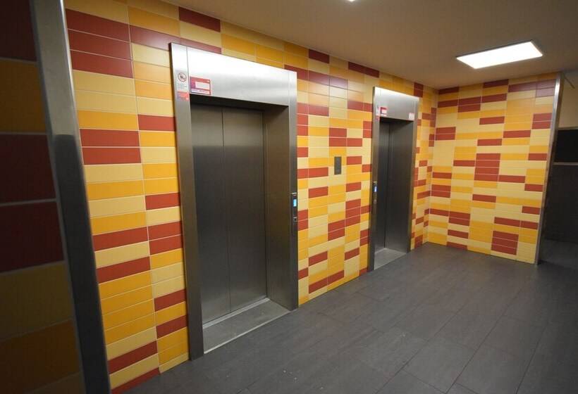 Apartment Isabella Rochstrasse 9