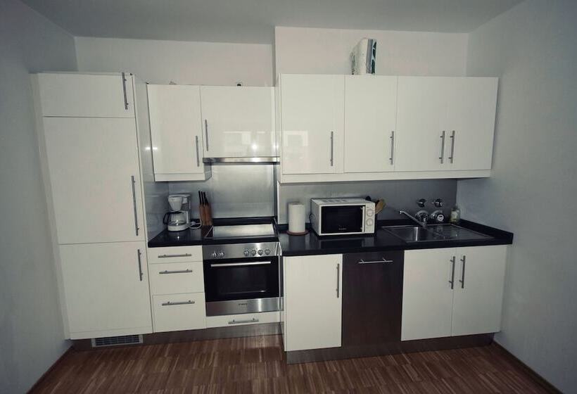 Apartment Isabella Rochstrasse 9