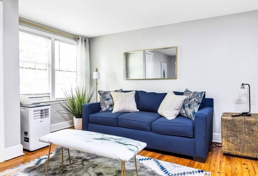 Charming Lavista Bungalow