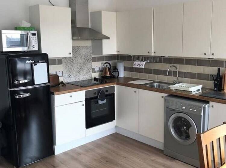 Contemporary Apartment