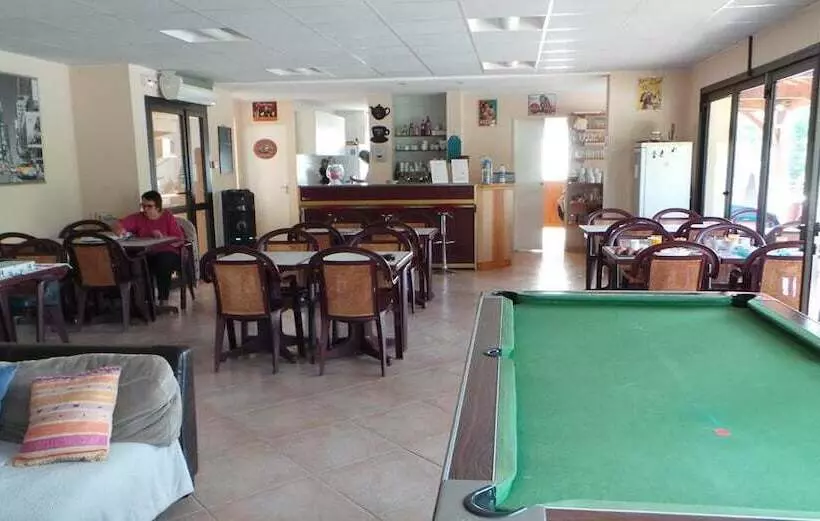هتل Les Chalets D Argentouleau