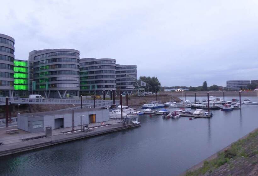 Отель Rhein Yacht Lexa