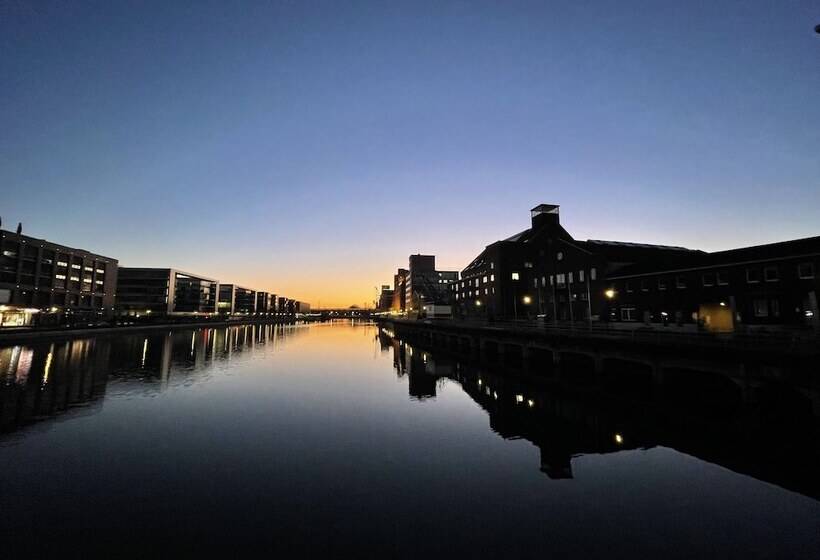 Отель Rhein Yacht Lexa