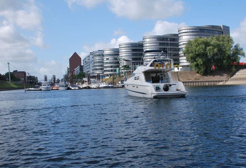 Отель Rhein Yacht Lexa