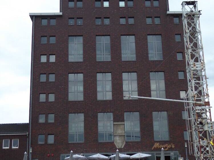 Отель Rhein Yacht Lexa