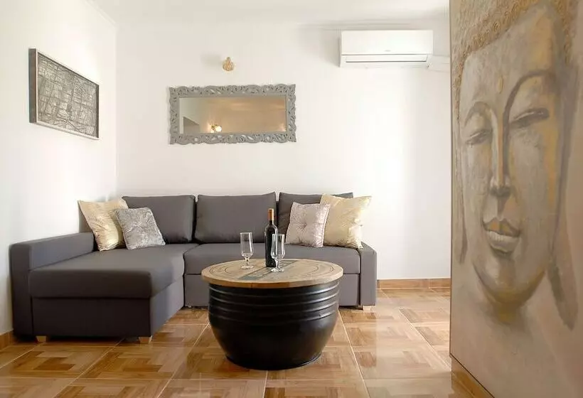 Hvar Zen Apartment