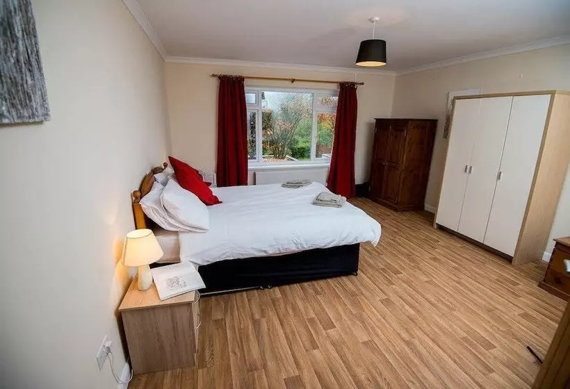 Round Park Annexe