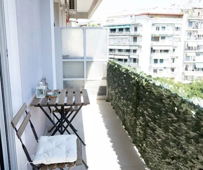 Zennova #5 Antigonidon Square