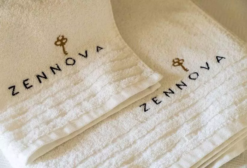 Zennova #5 Antigonidon Square