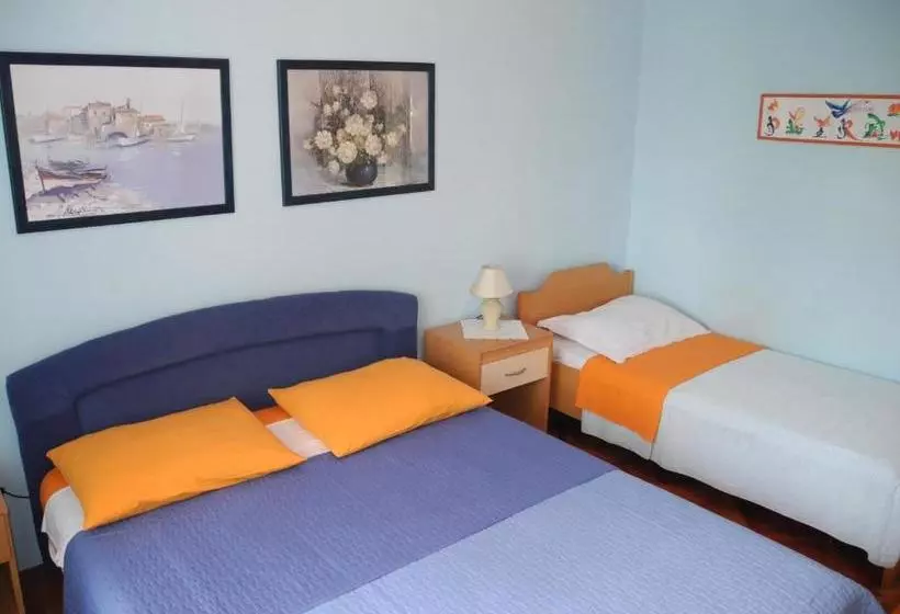 Apartment Mira