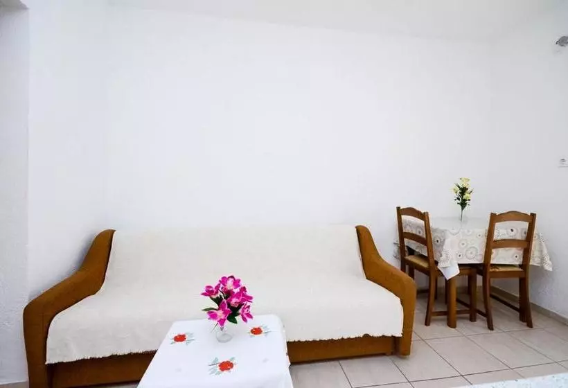 Apartments Anka