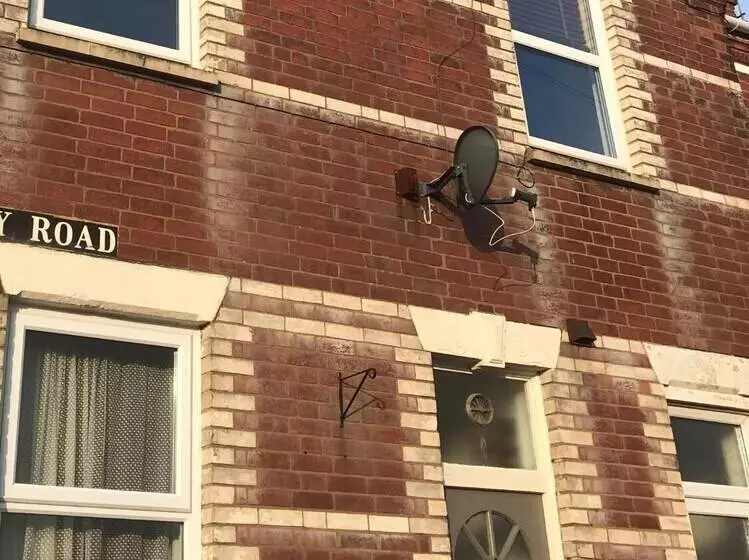 Central Exeter Apartment