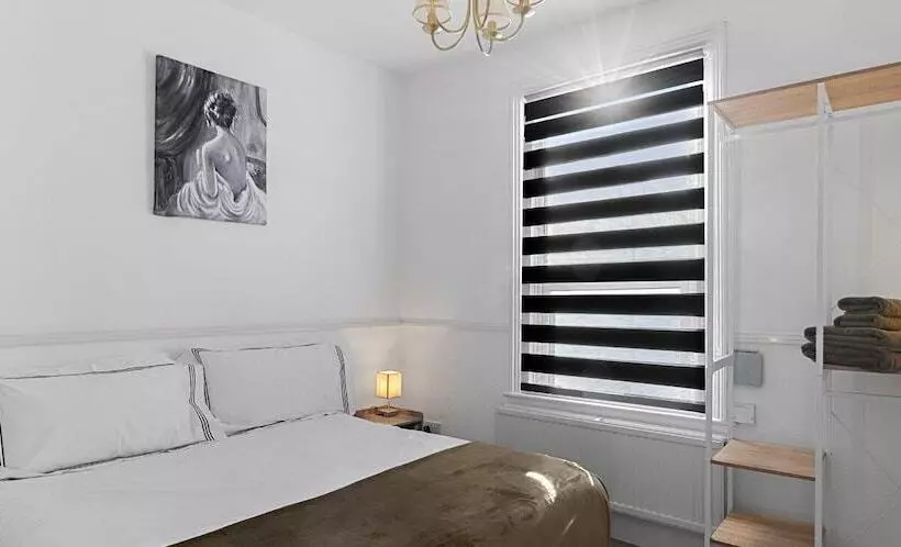 Central Exeter Apartment