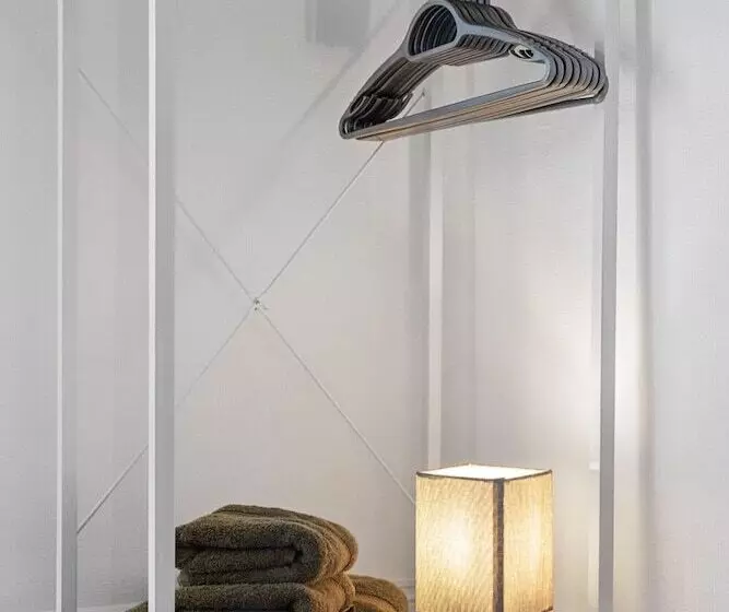 Central Exeter Apartment