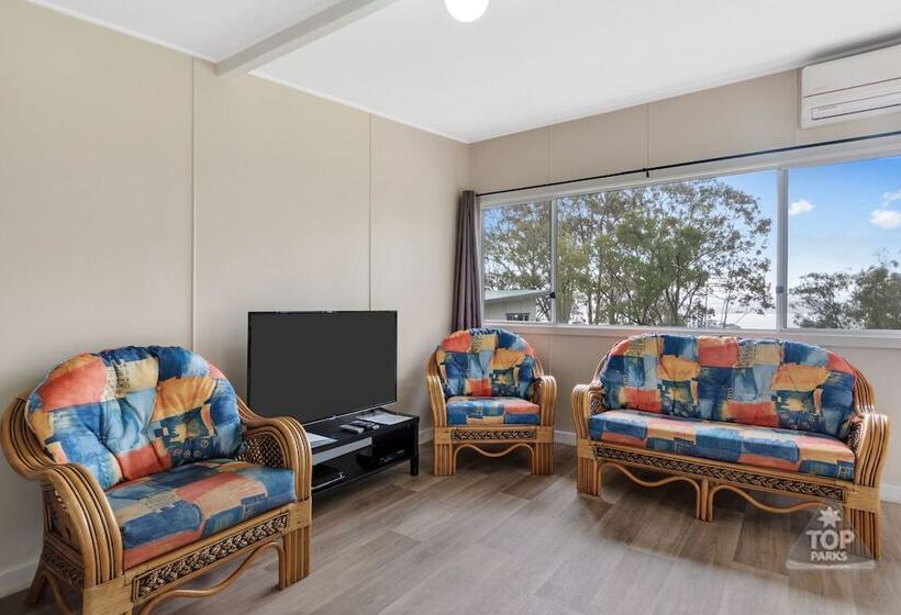 בית מלון כפרי Walpole Rest Point Caravan Park