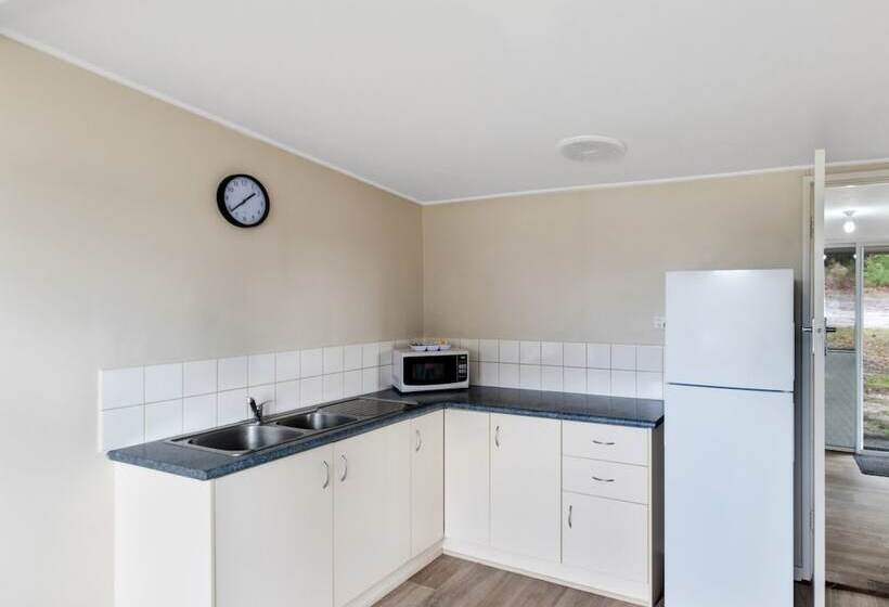 בית מלון כפרי Walpole Rest Point Caravan Park