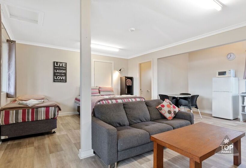 בית מלון כפרי Walpole Rest Point Caravan Park