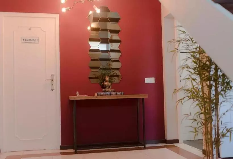 پانسیون Màhouse Guesthouse