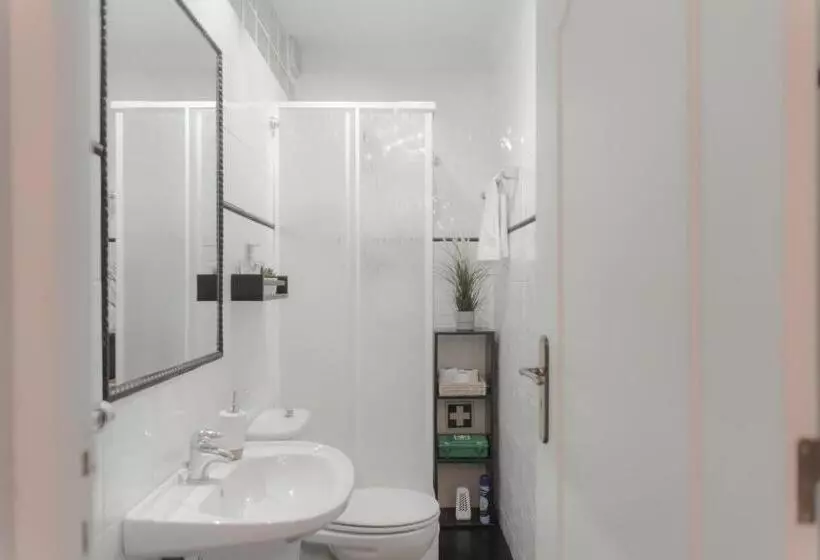 پانسیون Màhouse Guesthouse