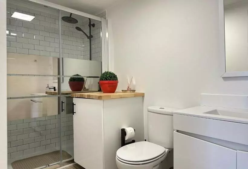 پانسیون Màhouse Guesthouse