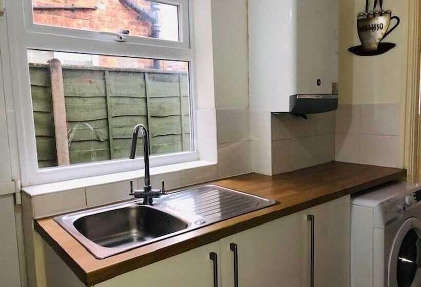 Townhouse @ Underwood Lane