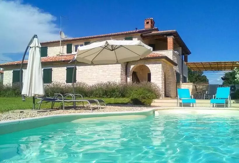 Villa Aleksandra