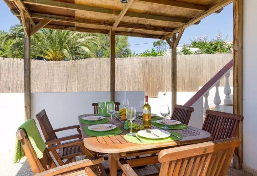 107620  Villa In Cala Porter