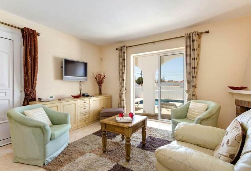 107620  Villa In Cala Porter