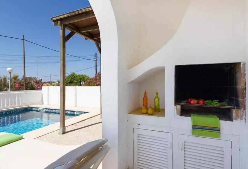 107620  Villa In Cala Porter