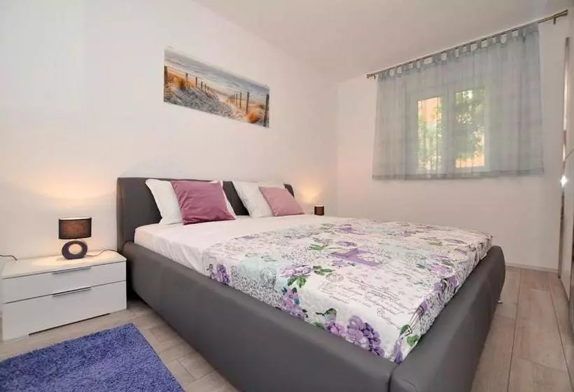 Apartment Grozdana 4+1