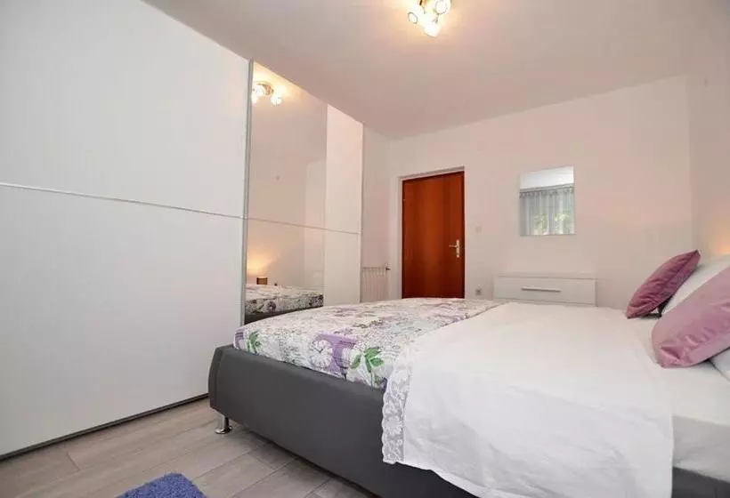Apartment Grozdana 4+1
