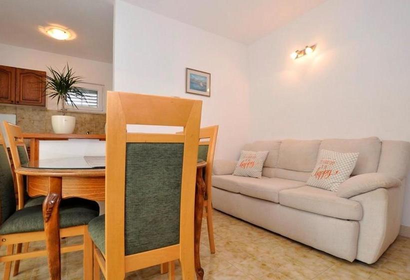 Apartment Grozdana 4+1